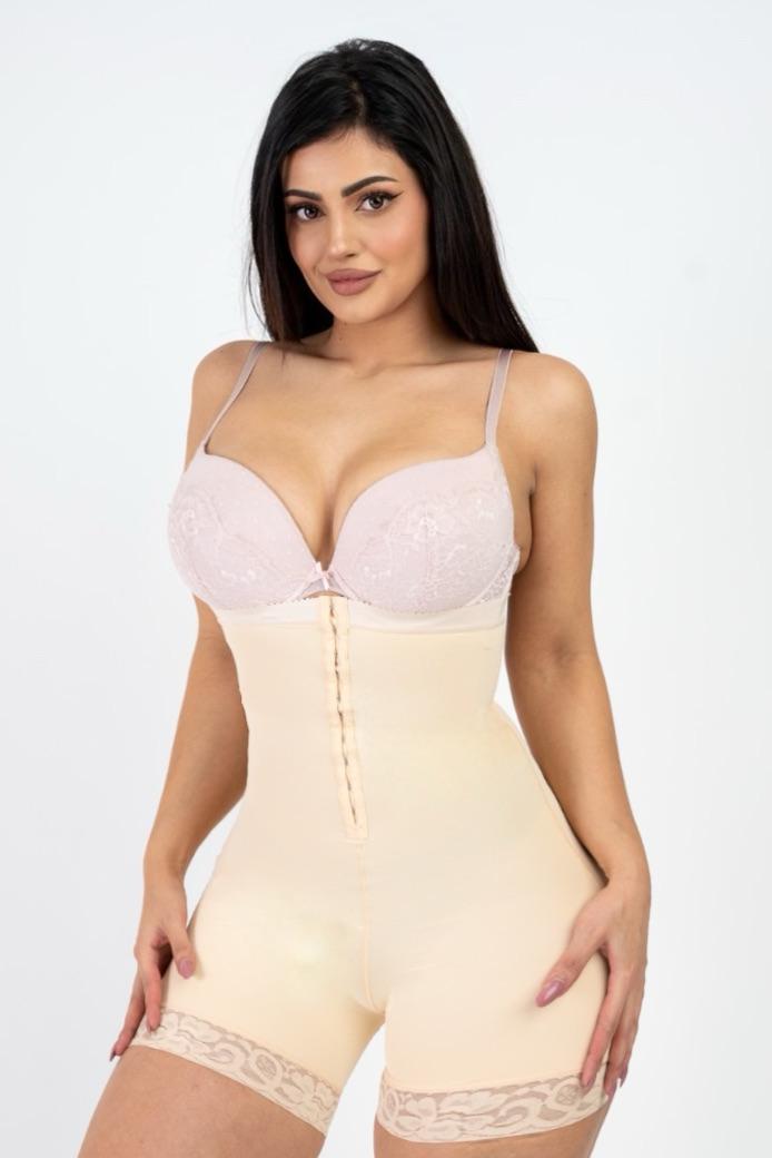 Candes – Slimming Shapewear for Tummy, Waist & Hips | Hook Closure | Corrective Effect | Sculpted Silhouette